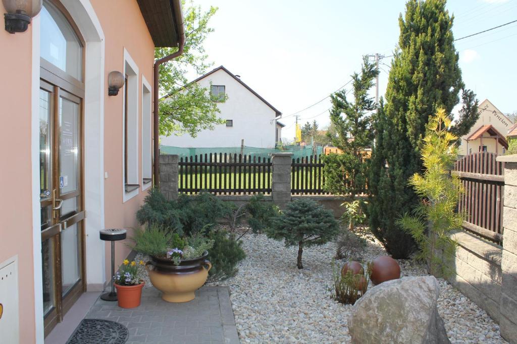 Penzion Farma Lednice Exterior photo